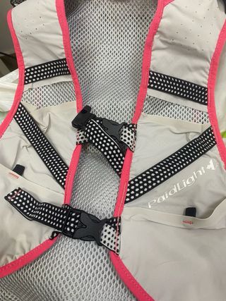 Chaleco Raidlight 18L - Talla S/M
Poco uso