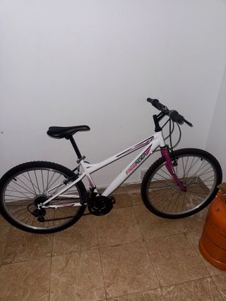 Bicicleta FreeRider blanca