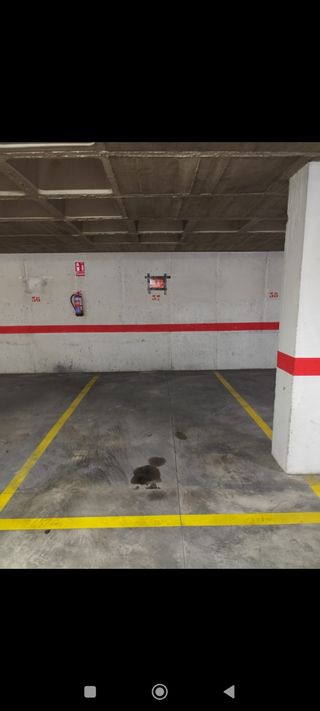 Se vende plaza de garaje en Archena.
Calle Halcón.