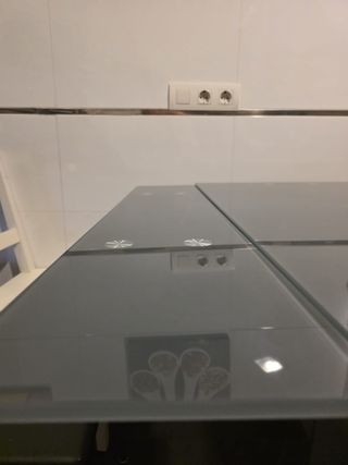 Mesa cristal gris extensible