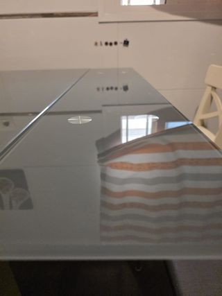 Mesa cristal gris extensible