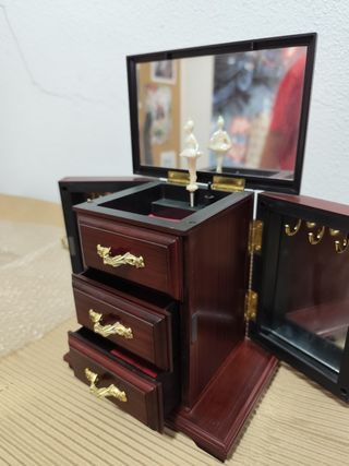 Joyero 2 cajones, música y bailarina