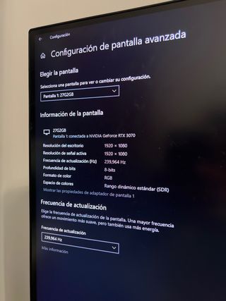 Monitores 27" AOC y Acer con soporte