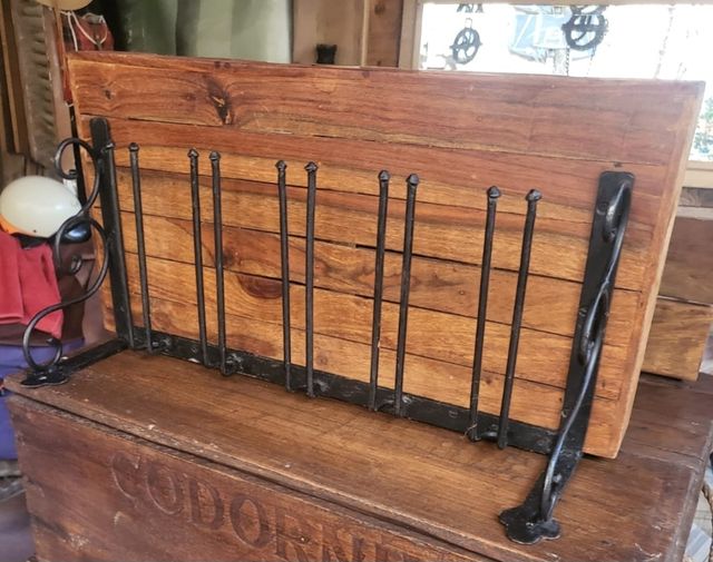 2 ESTANTES MADERA para Botellería y Cristalería