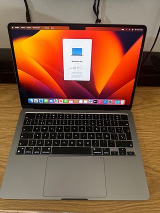 MacBook Air 13.3" M2 - 8GB/256GB SSD