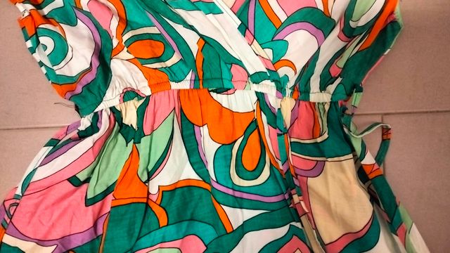 Vestido largo multicolor talla M.Nuevo