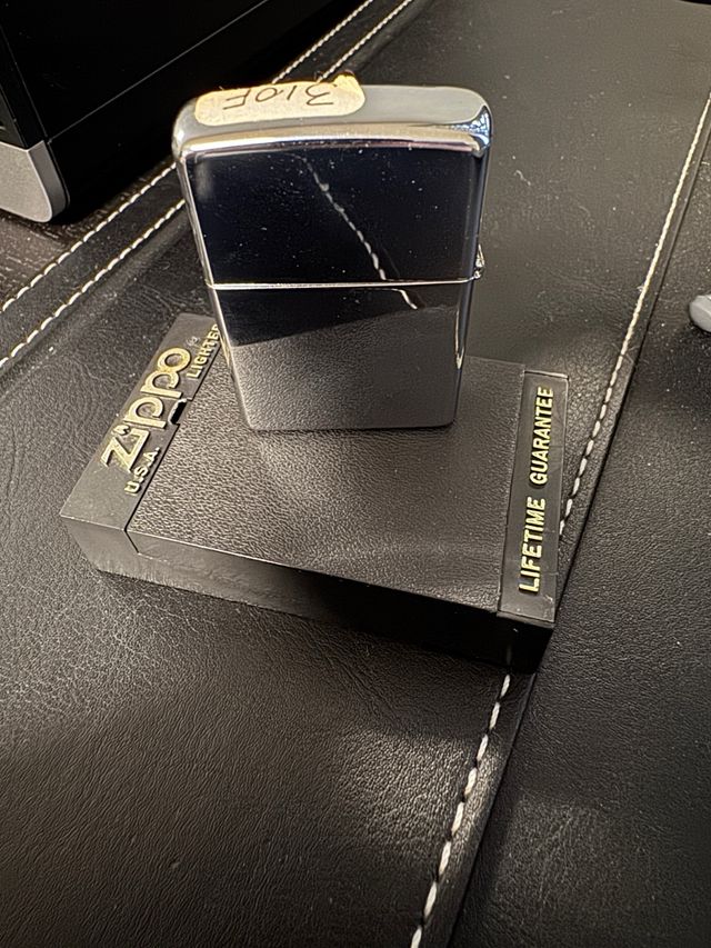 Zippo Paris: Accendino Collezione