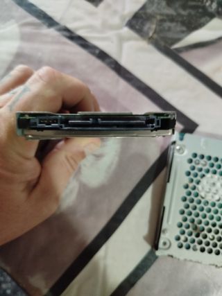 Discos duros Seagate 60GB y Toshiba 320GB