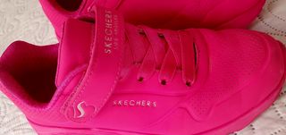Zapatillas Skechers fucsia - 35
