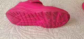 Zapatillas Skechers fucsia - 35