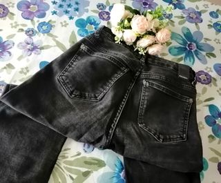 Pantaloni neri: 2 pezzi