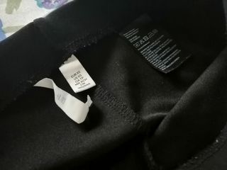 Pantaloni neri: 2 pezzi