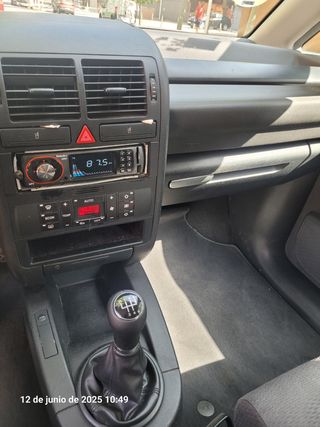 Audi A2 2004