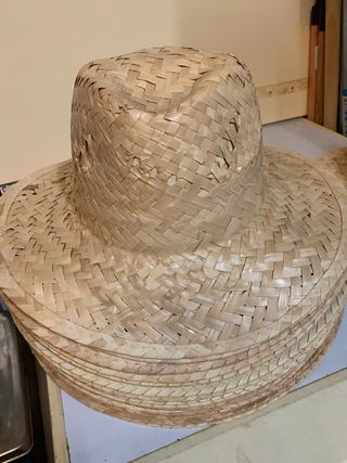 SOMBREROS PAJA. 2 modelos mas otros
