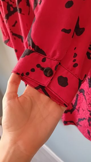 Camisa larga mujer roja con estampado