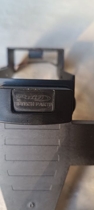 Portamatriculas corto de moto