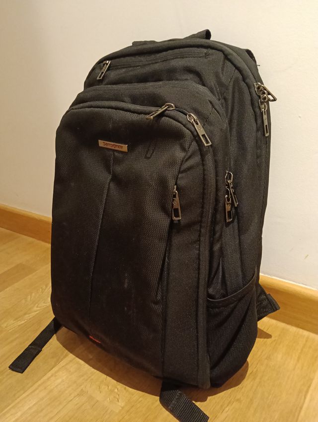 Mochila Samsonite negra