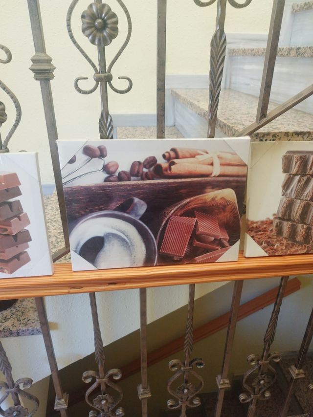 Tres cuadros chocolate