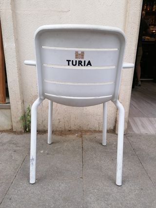 Silla de Plástico para Terraza. 