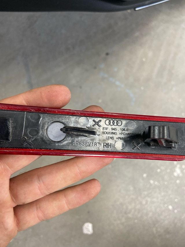 Reflector Trasero Derecho Audi Q3