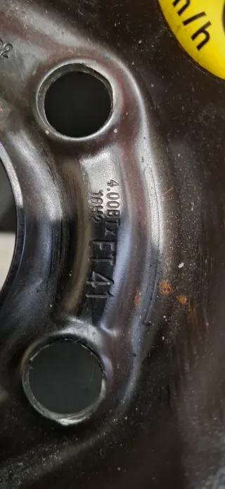 Ruedas Repuesto 80km/h Roja y negra. Quedan 2