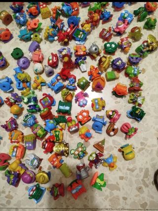 Lote SuperThings (100+ muñecos)