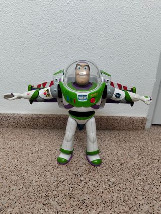Buzz Lightyear figura espacial