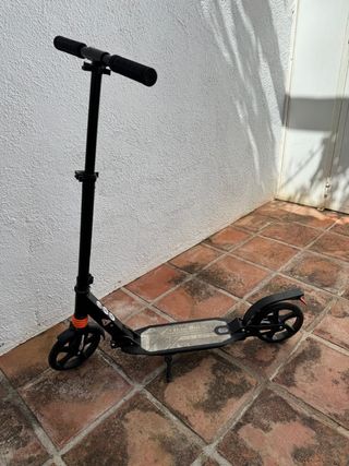 Patinete plegable.