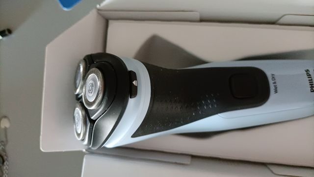 Rasoio Philips 3000X series