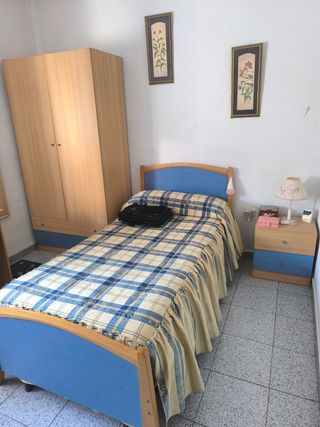 Cama individual 90cm azul - Mesita