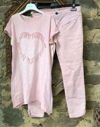 Abito ragazza: maglietta, pantaloni, felpa, maglia