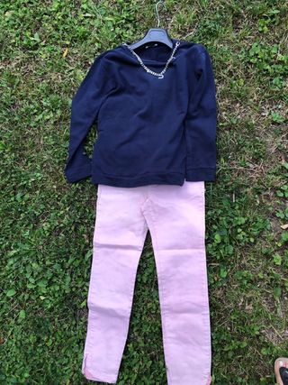 Abito ragazza: maglietta, pantaloni, felpa, maglia