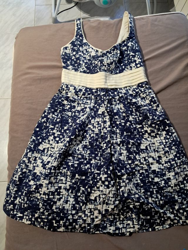 Vestidos rojos y azul marino, Tallas S y M