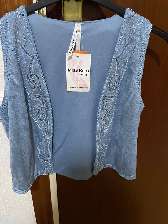 NUEVO Chaleco Misskoo celeste