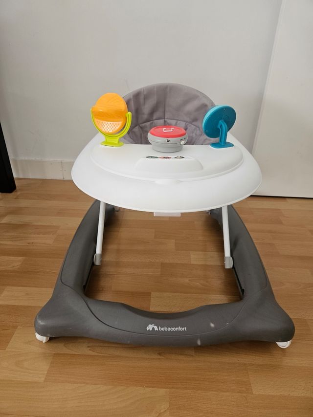 Andador Bebé Bebe Confort