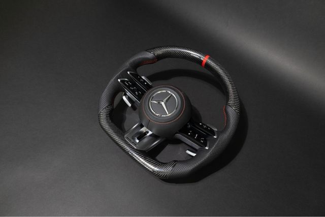 Volante Mercedes AMG Carbono con factura y garanti