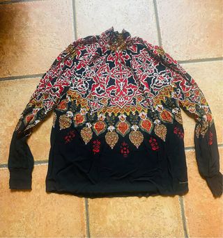 Blusa Desigual negra y roja