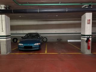 Garaje en venta en El Centre en Esplugues de Llobregat