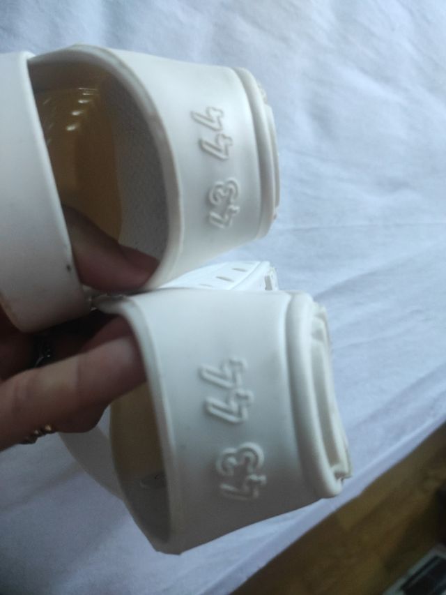 Zuecos blancos - 43/44
