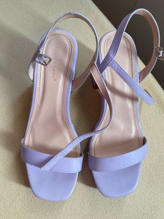 Tacones Ideal Shoes - Morados