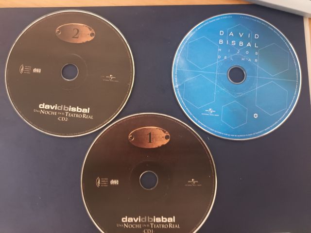 Una Noche en el Teatro Real Y hijos del mar