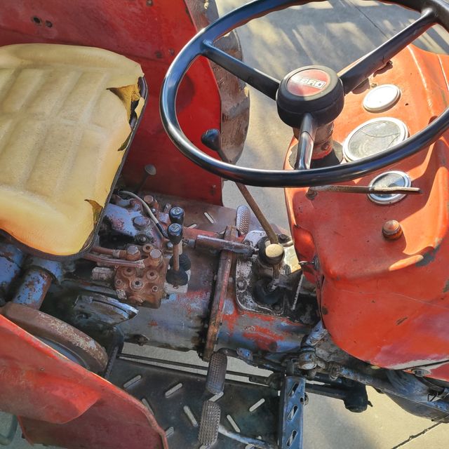 Massey Ferguson 147: piezas