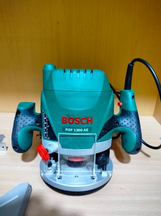 Fresadora Bosch POF 1200 AE
