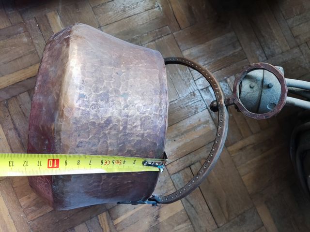 Caldero cobre antiguo con asa hierro forjado