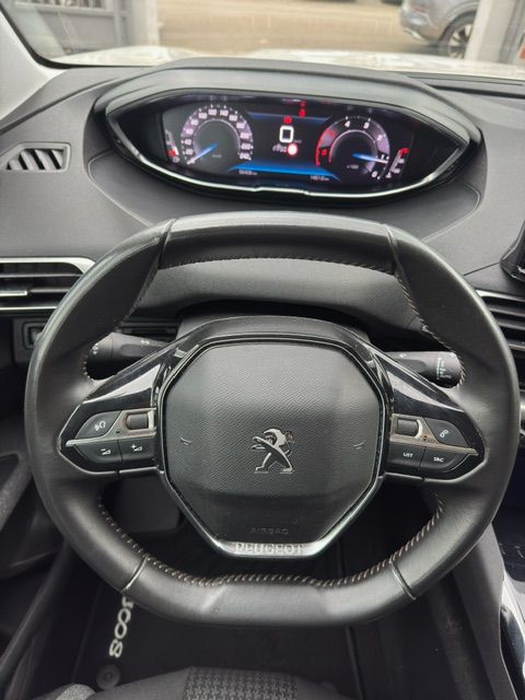 Peugeot 3008 2021