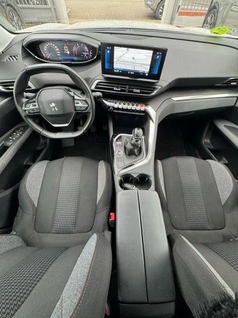 Peugeot 3008 2021