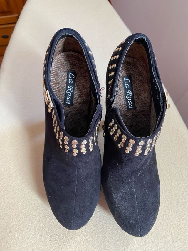 Tacones negros La Rosa