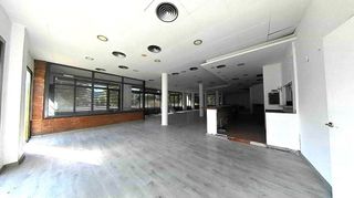 Local comercial en venta en Zona Industrial en Prat de Llobregat, El