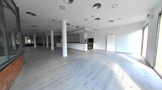 Local comercial en venta en Zona Industrial en Prat de Llobregat, El
