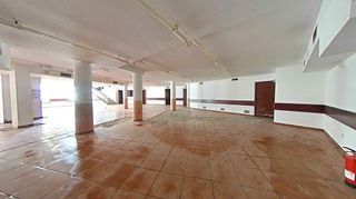 Local comercial en venta en Zona Industrial en Prat de Llobregat, El